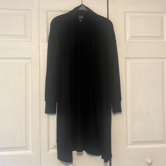 EUC Gap long line cardigan - Picture 2 of 4